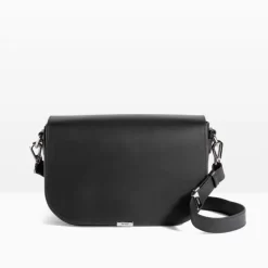 Bree Tia 2 Saddle Bag In Schwarz