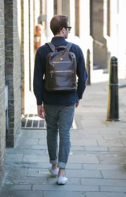 Berlin - 13" Laptop-Backpack Aus Leder In Braun -Modetaschen Geschäft compressed 3815 2