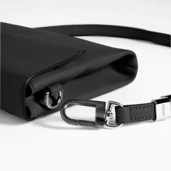 Bree Pure 11 Crossbody Tasche In Schwarz 9 Bree Pure 11 Crossbody Tasche In Schwarz -Modetaschen Geschäft compressed 422900011 DETAIL 3