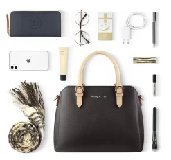 Bugatti Handtasche Ella M In Dunkelbraun 13 Bugatti Handtasche Ella M In Dunkelbraun -Modetaschen Geschäft compressed 49362302 flat lay