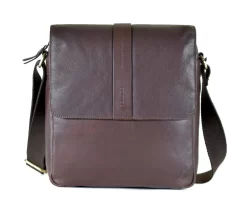 Ledertasche Mit Überschlag Und Schulterriemen