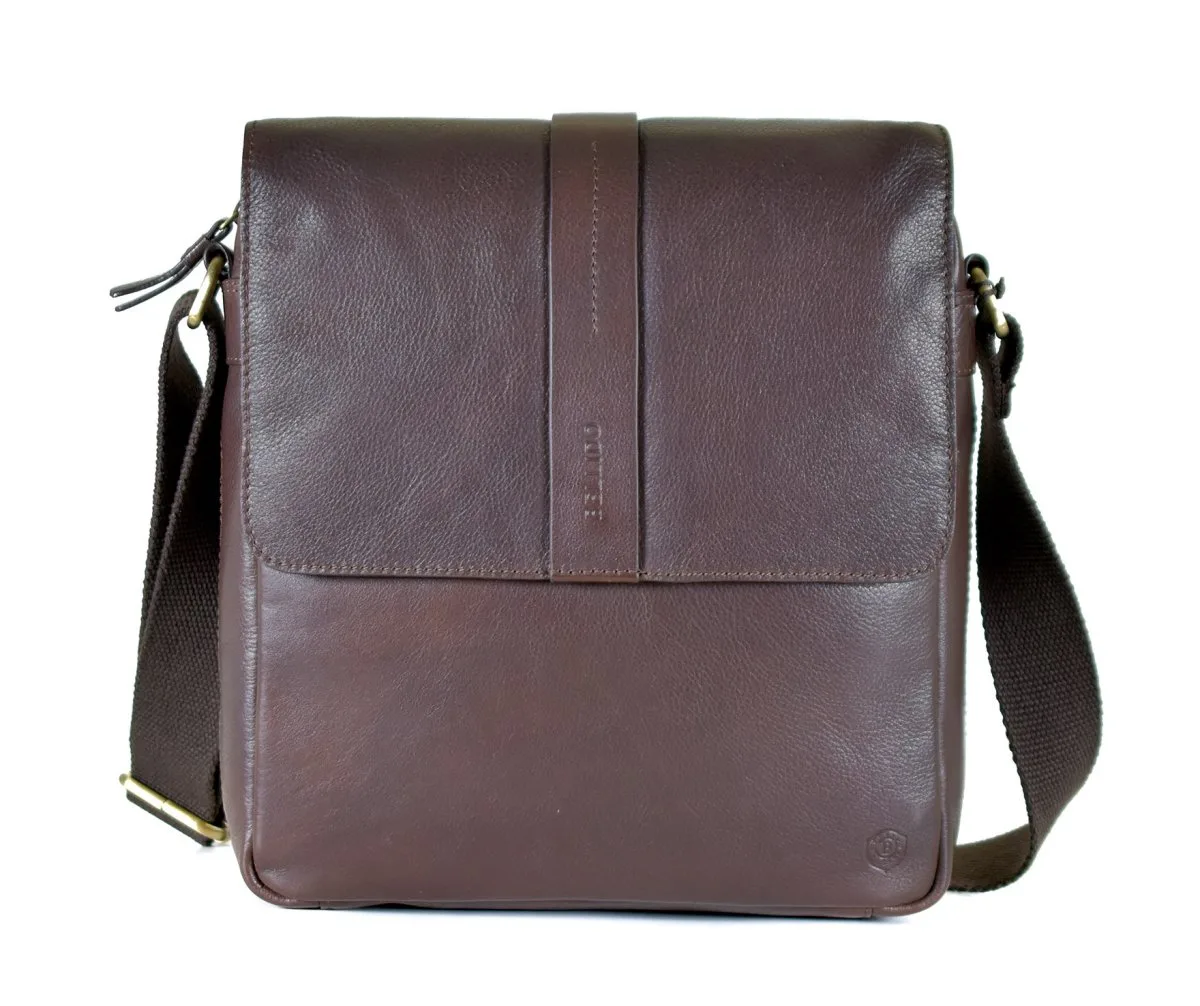 Ledertasche Mit Überschlag Und Schulterriemen 3 Ledertasche Mit Überschlag Und Schulterriemen