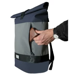 Reflective Rolltop Navy -Modetaschen Geschäft compressed Bild411