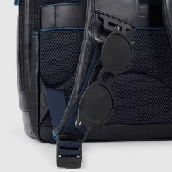 Piquadro Blue Square - Laptoprucksack 15.6" Mit IPad-Halter In Nachtblau 18 Piquadro Blue Square - Laptoprucksack 15.6" Mit IPad-Halter In Nachtblau -Modetaschen Geschäft compressed CA4818B2V MO DETT6