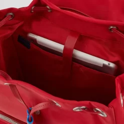 Piquadro Ryan - Damenrucksack Aus Rezykliertem Stoff Mit IPad®-Fach In Rot 12 Piquadro Ryan - Damenrucksack Aus Rezykliertem Stoff Mit IPad®-Fach In Rot -Modetaschen Geschäft compressed CA5696RY R 2