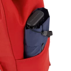 Piquadro Ryan - Damenrucksack Aus Rezykliertem Stoff Mit IPad®-Fach In Rot 17 Piquadro Ryan - Damenrucksack Aus Rezykliertem Stoff Mit IPad®-Fach In Rot -Modetaschen Geschäft compressed CA5696RY R 7