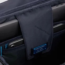 Piquadro B2 Revamp - Laptoprucksack 14" Mit IPad-Halter In Nachtblau -Modetaschen Geschäft compressed CA6104B2V BLU DETT8