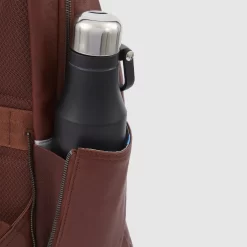 Piquadro Black Square - Laptoprucksack 13.3" Mit IPad-Halter In Rot 12 Piquadro Black Square - Laptoprucksack 13.3" Mit IPad-Halter In Rot -Modetaschen Geschäft compressed CA6106B3 CU DETT01 1