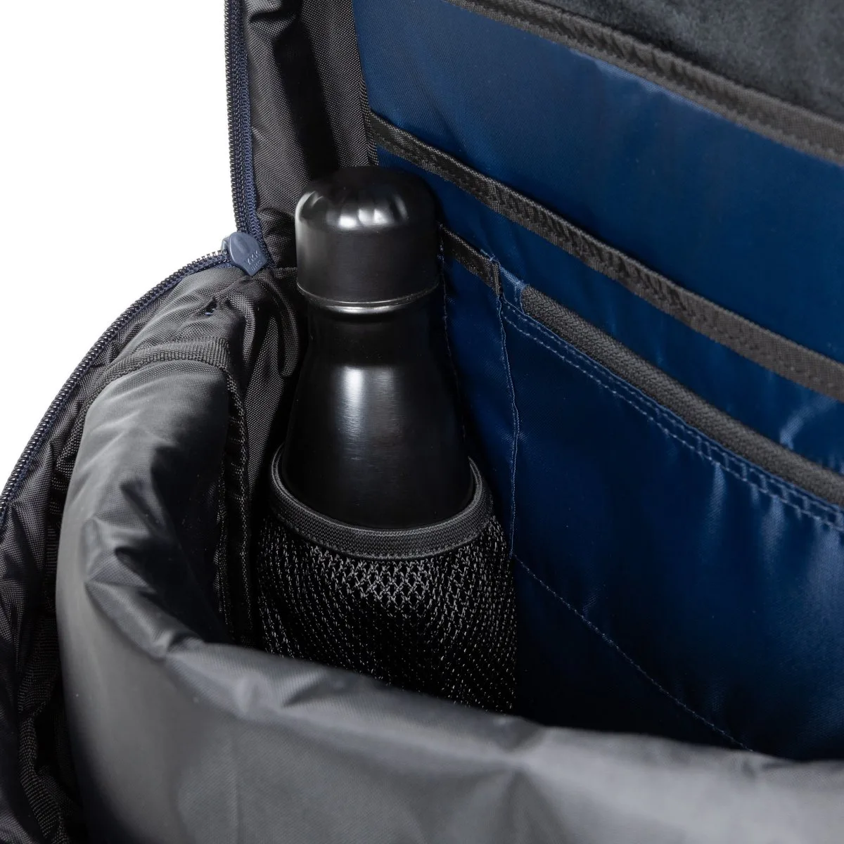 Eastpak Tecum F CNNCT F Navy 11 Eastpak Tecum F CNNCT F Navy – Bild 9