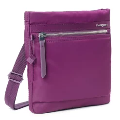 Leonce Small Vertical Crossover RFID In Deep Velvet -Modetaschen Geschäft compressed HIC112 607 09 2