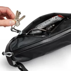 BELLROY Lite Sling Shadow -Modetaschen Geschäft compressed bellroy BLLA SHW 225 web 041