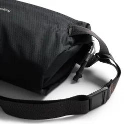 BELLROY Lite Sling Shadow -Modetaschen Geschäft compressed bellroy BLLA SHW 225 web 061