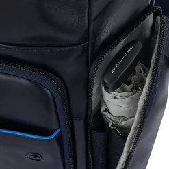Piquadro B2 Revamp - Fast-Check Laptoprucksack Mit IPad®-Fach Und Regenschutz Blau -Modetaschen Geschäft compressed ca5573b2v blu dett4